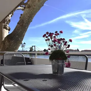 Apartment La Batie - Terrasse Avec Vue Imprenable Sur Le Rhone, 3 Chambres, 3 Salles De Bain, Tain-l'Hermitage
